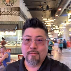 Meet your Posher, Eric